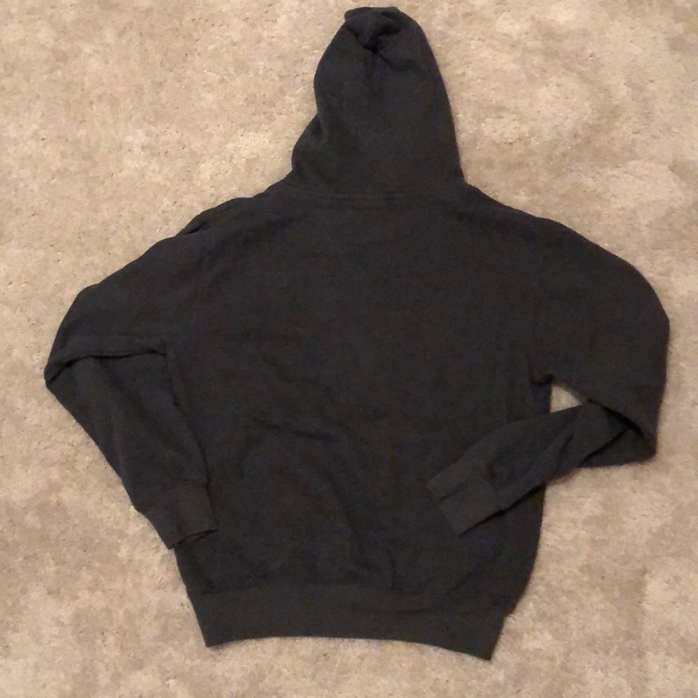 Sweatshirt - Picture 2 of 4